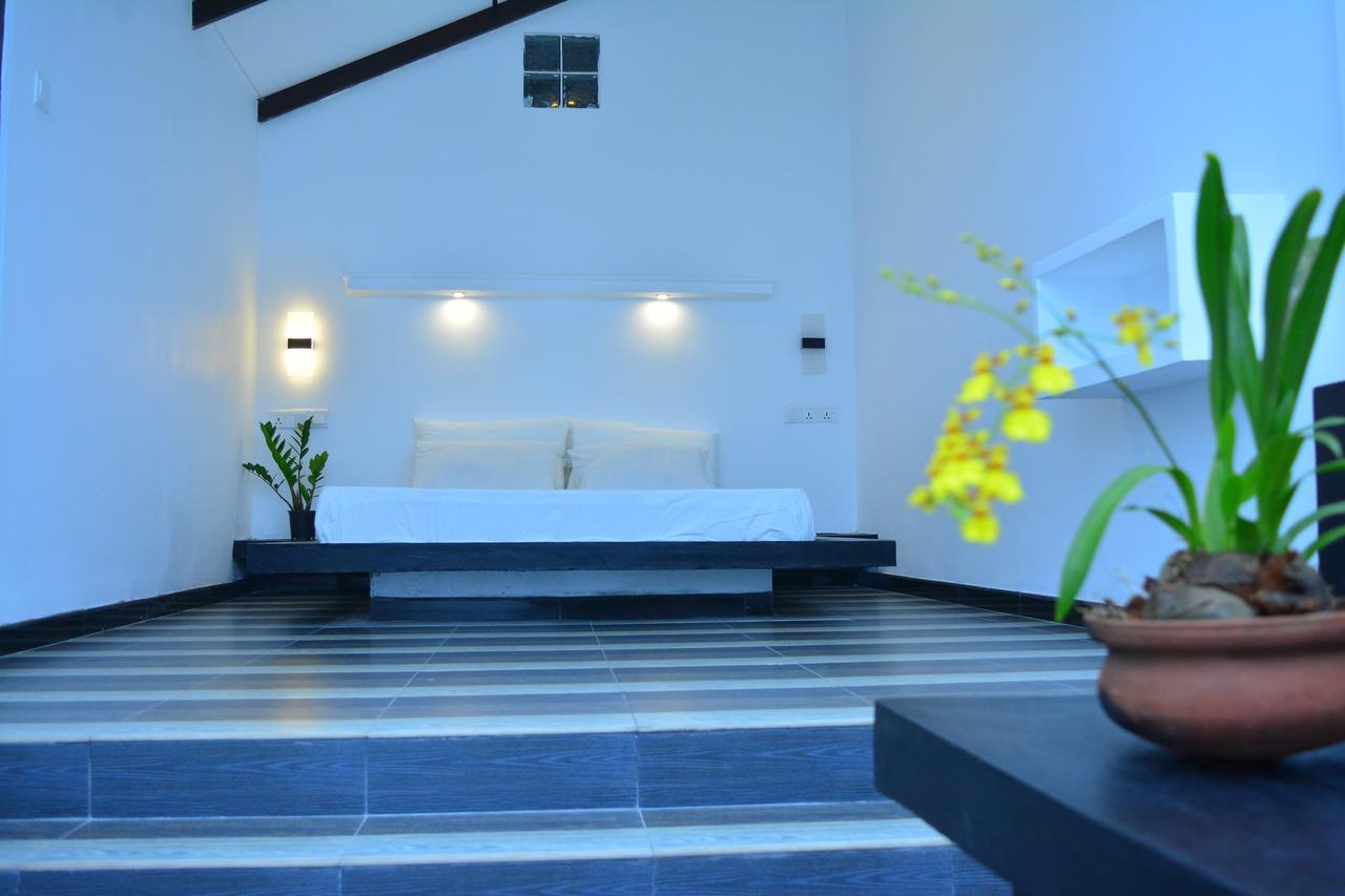 Midigama Holiday Inn Exterior foto
